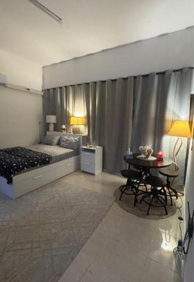 Abu Dhabi House | Studio Room in Corniche
