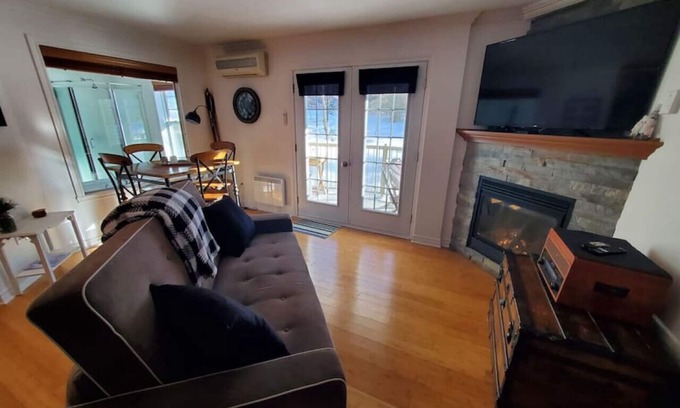 Piedmont Condo | Studio Rustico Chic Nearby Piedmont's Hotspots!