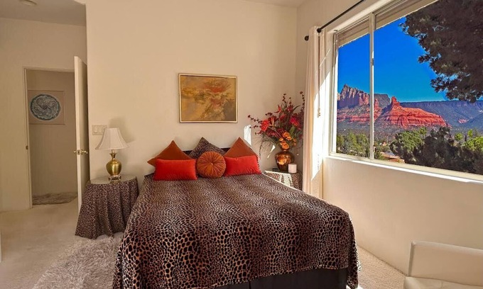 West Sedona Apartment | Studio Sanctuary at Star of Sedona with Red Rock Views