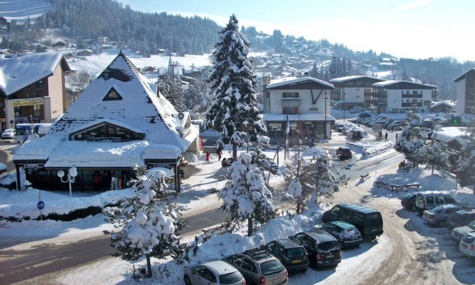 Araches-la-Frasse Apartment | Studio sleeps 4 at Les Carroz d'arâches