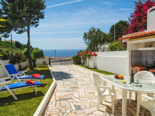 Ericeira Apartment | Studio Studio Loureiro by Interhome