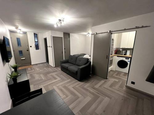 Pimlico Apartment | Studio Suite in Pimlico/Victoria