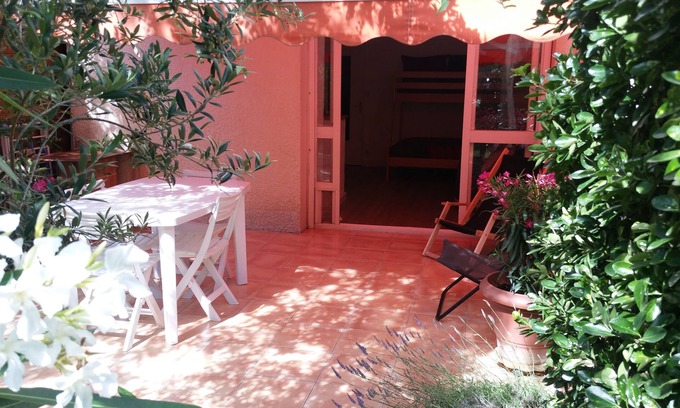 La Grande-Motte Apartment | Studio - Terrace & Parking (+ 2 Bikes)