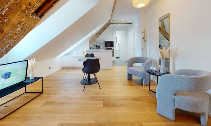 Historic Center Apartment | studio toucan city center up to 2