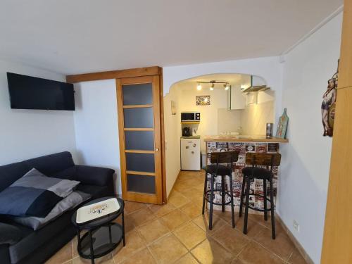 Carnoules Apartment | Studio Vintage dans la nature