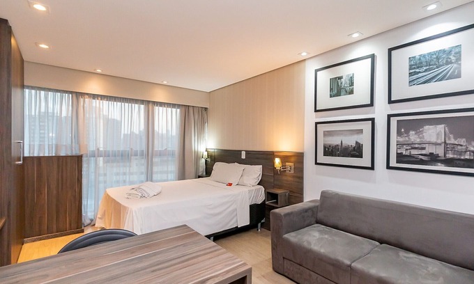 Reboucas Apartment | Studio Yogha Hospitalidade - Central - 7th011