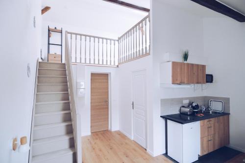 Chatellerault Apartment | Studios Lsquare-Residence