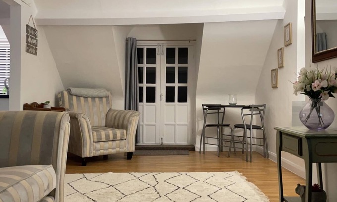 Ludwel Apartment | Stunning 1-Bed Apartment in the Heart of Ludlow
