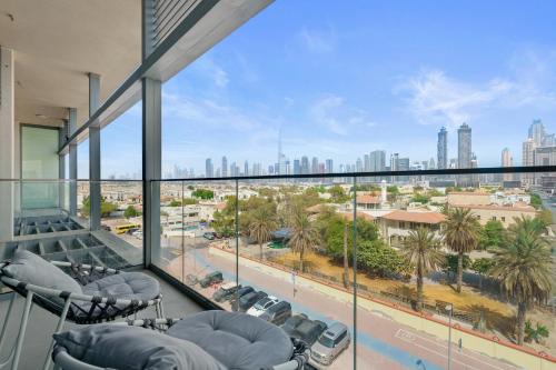 Al Wasl Apartment | Stunning 1BR Canal Front Residence near Downtown