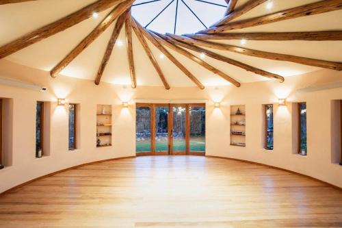Urubamba House | Stunning 1BR House in Camino Real