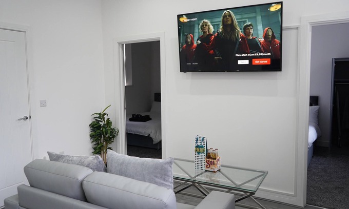 Birmingham Apartment | Stunning 2-Bed Apartment in Birmingham