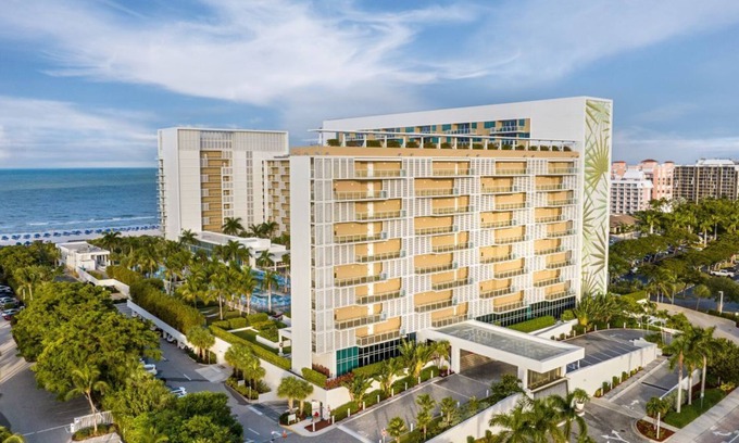 Marco Island Resort | Stunning 2-bedroom Beachfront Resort on Marco Island, Florida