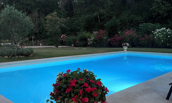 Lorgues House | Stunning 4 Bed House With Private Pool in Peaceful Setting