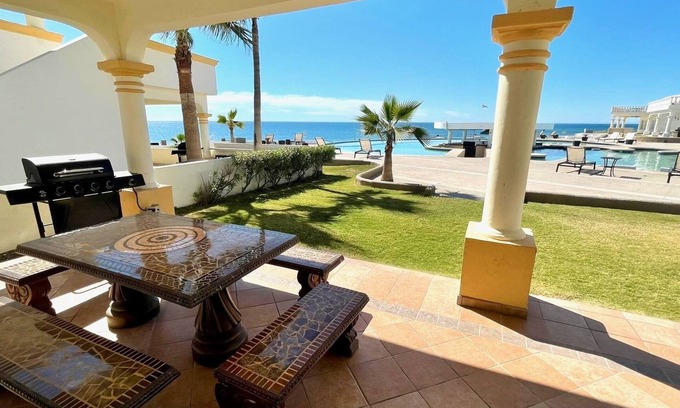 Puerto Penasco Villa | Stunning 4 Bedroom Beach Villa on Sandy Beach at Las Palmas Beachfront Resort V6