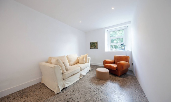 Stoneybatter Apartment | Stunning and modern 2 bedroom in Stoneybatter