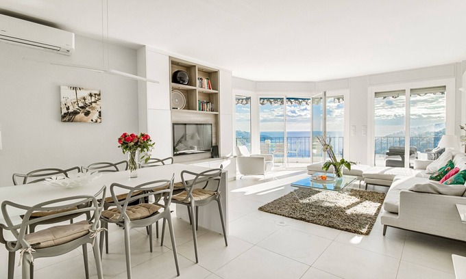 Villefranche-sur-Mer Apartment | Stunning renovated penthouse apartment with panoramic seaview and big terrace