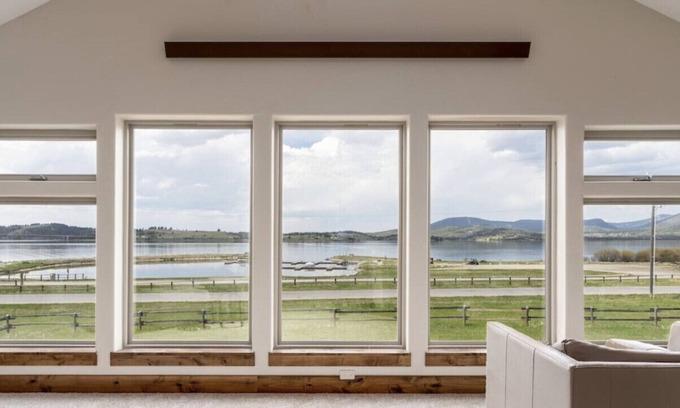Georgetown House | Stunning Georgetown Lake Property