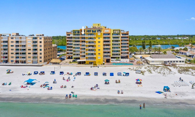 Indian Shores Condo | Stunning Gulf Views-Clean-Fully renovated-Holiday Villas lll-by Clearwater Beach