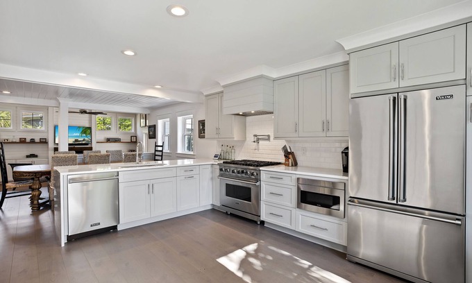 Isle of Palms House | Stunning high end home with private pool. Short walking distance to beach!