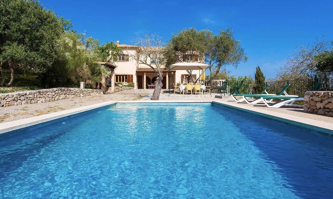 Arta House | Stunning home in Arta