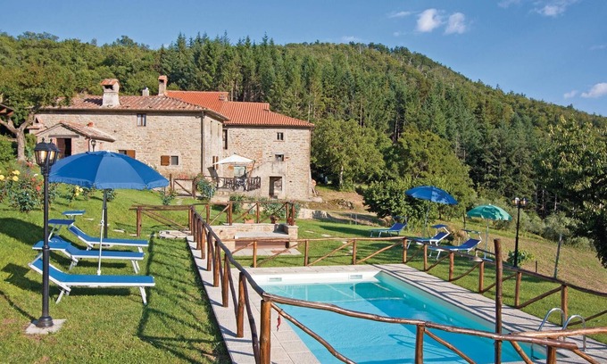Pieve di Chio House | Stunning home in Cortona AR with WiFi