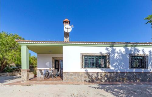 Ubrique House | Stunning Home In Ubrique With Kitchen