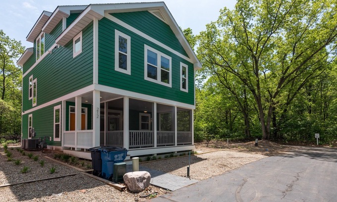 Michigan City House | Stunning home. Six bedrooms/4.5 bath! Sleeps 18.