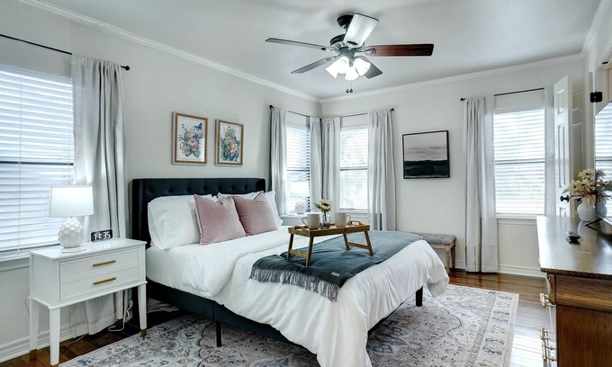 Fort Worth House | Stunning Home Steps to TCU - Close to Everything!
