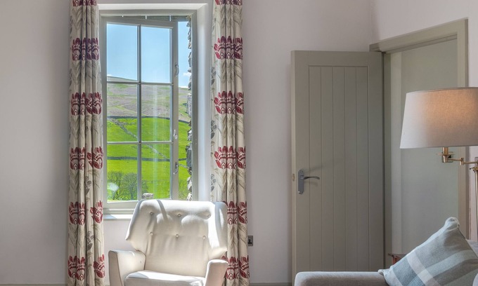 Bretherdale Cottage | Stunning Lake District Barn Conversion