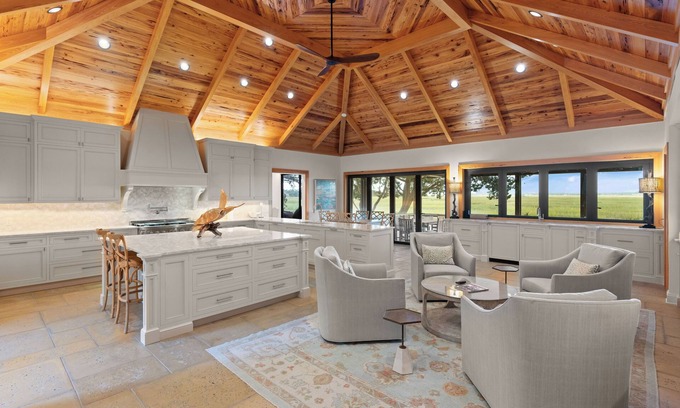 Sea Island House | Stunning, Marshfront, Completely Renovated, Sea Island, 6 Bed. Oasis w/a Dock