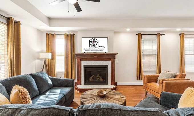 Hanover Place House | Stunning Midtown Beauty + Private Parking!
