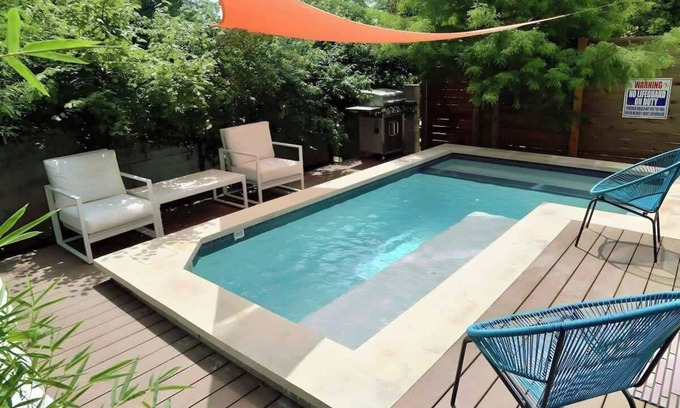 Tarrytown House | Stunning Modern Home w Pool and Hot Tub in Tarrytown