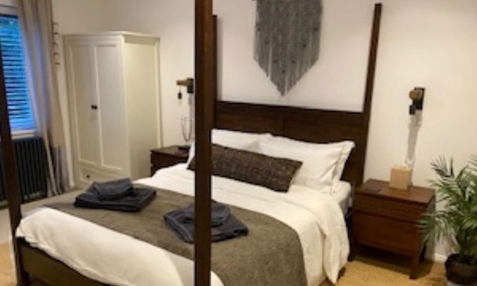 New Forest District Apartment | Stunning New Forest Romantic Retreat
