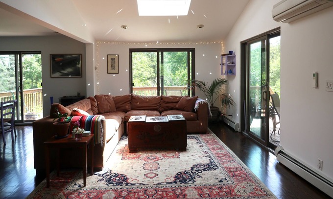 Wallkill House | Stunning Peaceful Catskills Retreat, Perfect for Remote Work and Relaxation