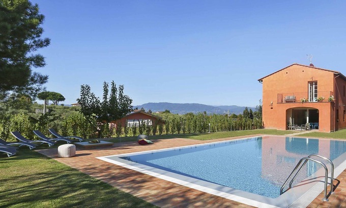 Colle di Compito Villa | Stunning private villa with A/C, private pool, WIFI, TV, balcony and panoramic view, close to Lu.