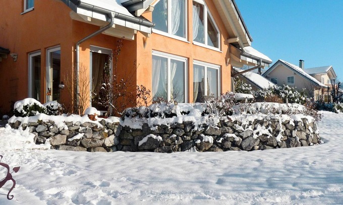 Herdwangen Schoenach House | Stunning private villa for 4 guests with WIFI, TV, terrace and parking