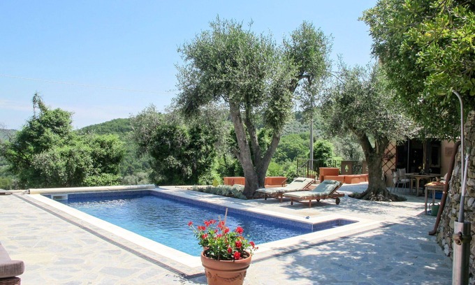 Boscomare House | Stunning private villa for 4 guests with private pool, A/C, TV, patio and panoramic view
