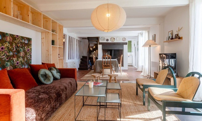Canapville Villa | Stunning private villa for 6 guests with WIFI, TV and terrace