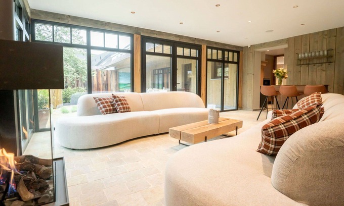 Klemskerke House | Stunning private villa for 12 guests with WIFI, TV and patio