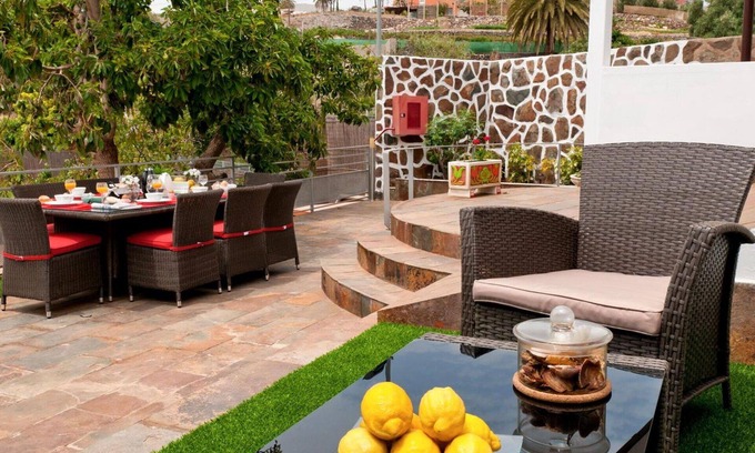 Ingenio Villa | Stunning private villa for 12 guests with A/C, private pool, WIFI, TV and patio