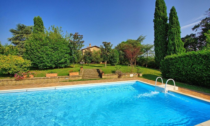 Cetona Villa | Stunning private villa for 7 people with A/C, private pool, TV and panoramic view