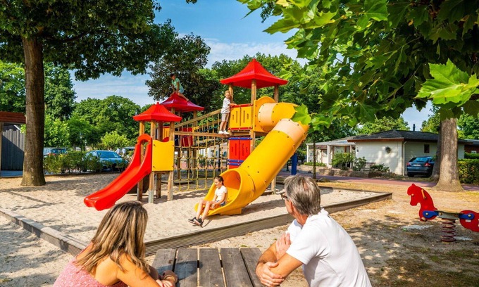 Municipality of Echt-Susteren House | Stunning private villa for 10 guests with pool, WIFI, TV and terrace