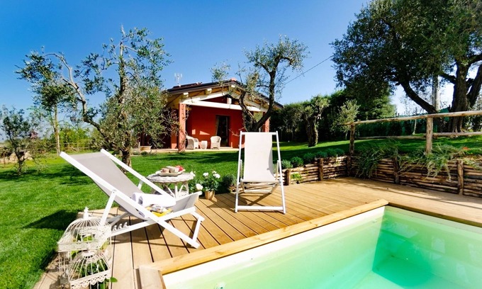 Lari Villa | Stunning private villa for 4 people with WIFI, private pool, A/C and pets allowed