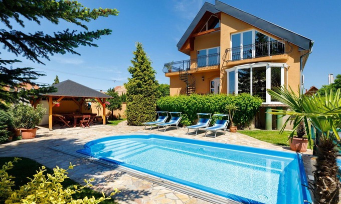 Balatonlelle House | Stunning private villa for 15 people with WIFI, A/C, private pool, TV, terrace and pets allowed