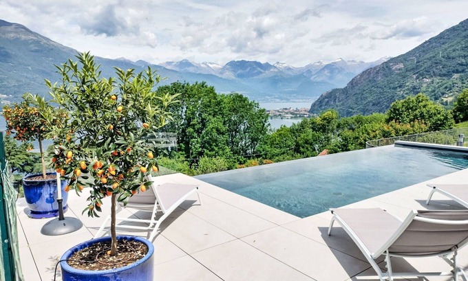 Bellano House | Stunning private villa for 5 guests with WIFI, pool, TV, patio and parking