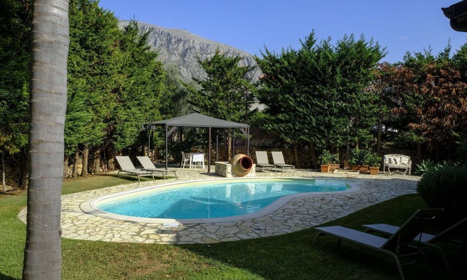 Cinisi Villa | Stunning private villa for 7 guests with A/C, private pool, WIFI, TV and patio