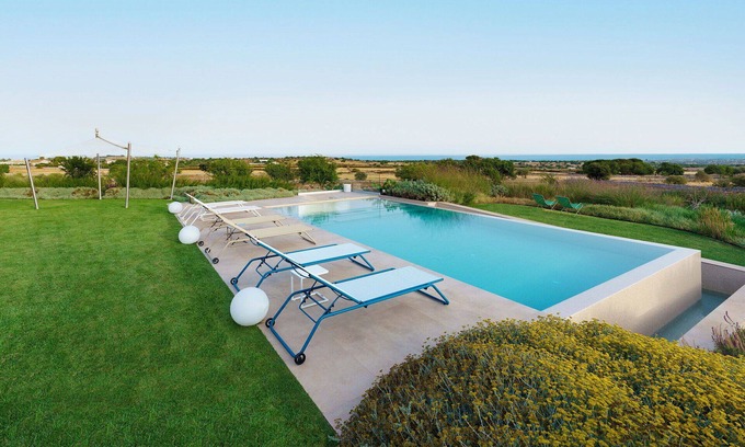 Modica Villa | Stunning private villa for 8 people with hot tub, private pool, sauna, A/C, WIFI, TV and terrace