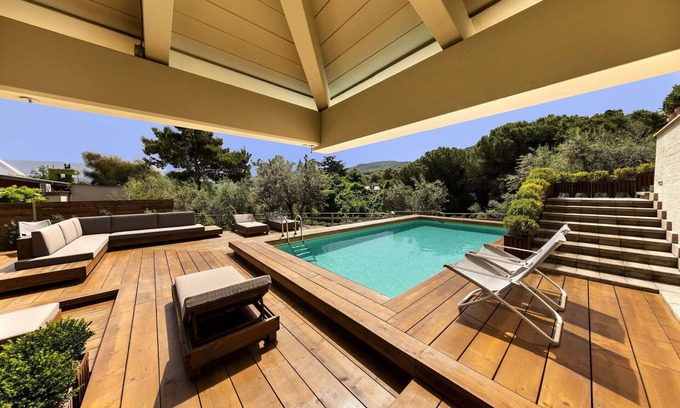 Priora Villa | Stunning private villa with sauna, hot tub, WIFI, A/C, private pool, TV, patio, close to Sorrento
