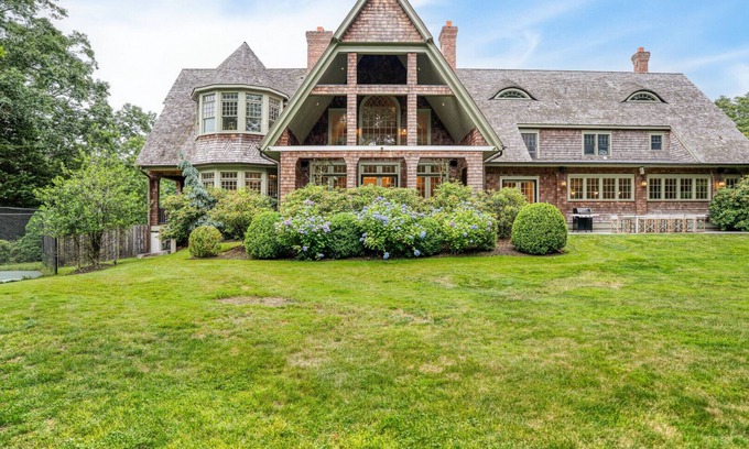 North Haven House | Stunning Sag Harbor Estate on Over 3 Acres, Pool, Tennis, Perfect for Families