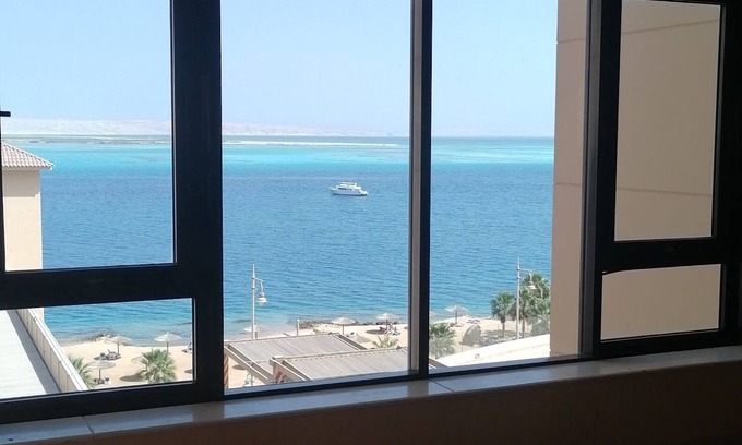 Sakkala Apartment | Stunning Sea View 1-Bed Apartment in Hurghada